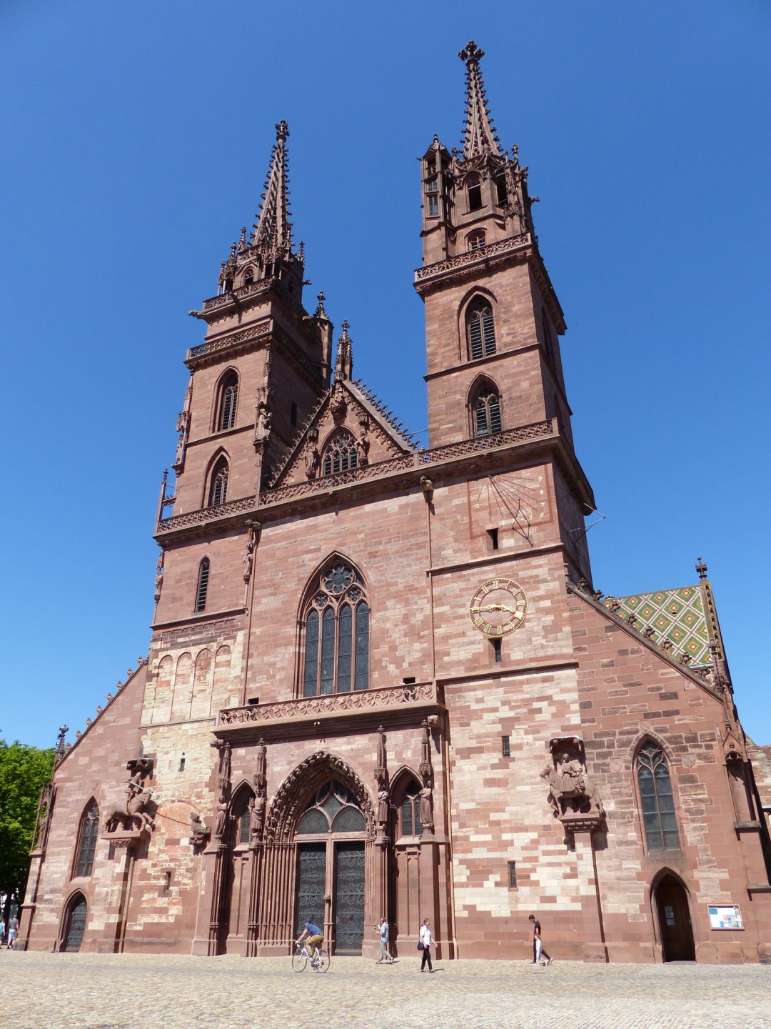 Das am 11. Oktober 1019 eingeweihte Basler Münster. (Foto: ufw)