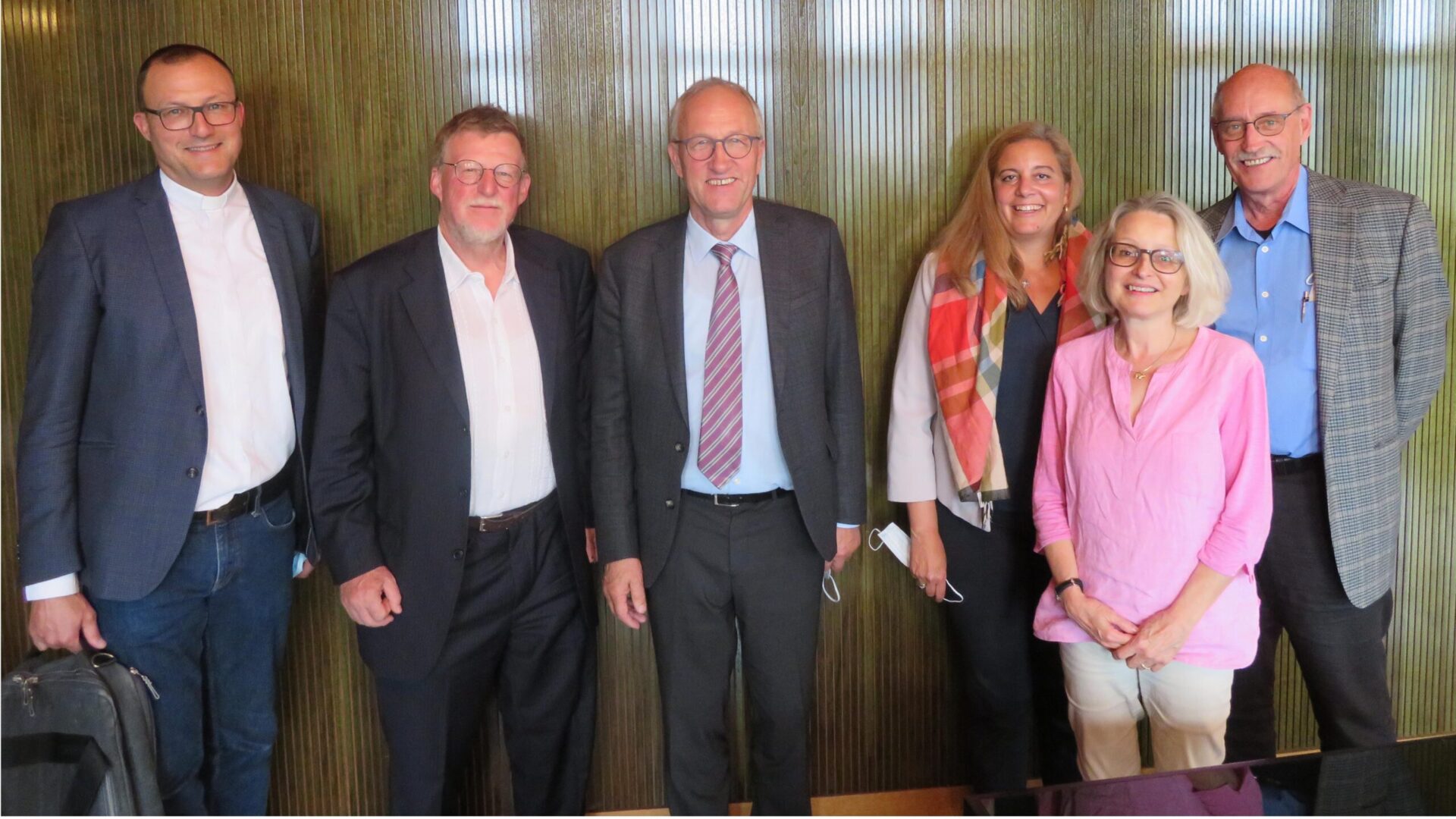 De gauche à droite: Andreas Rellstab (Vicepresident), Jacques Berset, Peter Hegglin (President), Beryl Niedermann, Madeleine Winterhalter, Urs Staub. (Foto: MI)