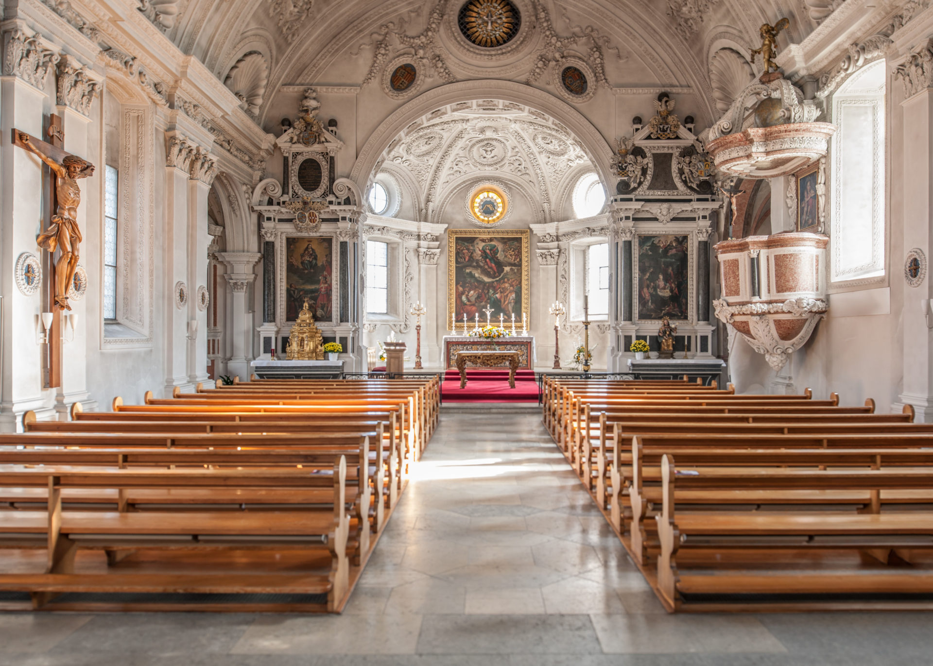 L'interno della chiesa parrochiale e di pellegrinaggio di Oberdorf (SO). (Fotografia: José R. Martinez)